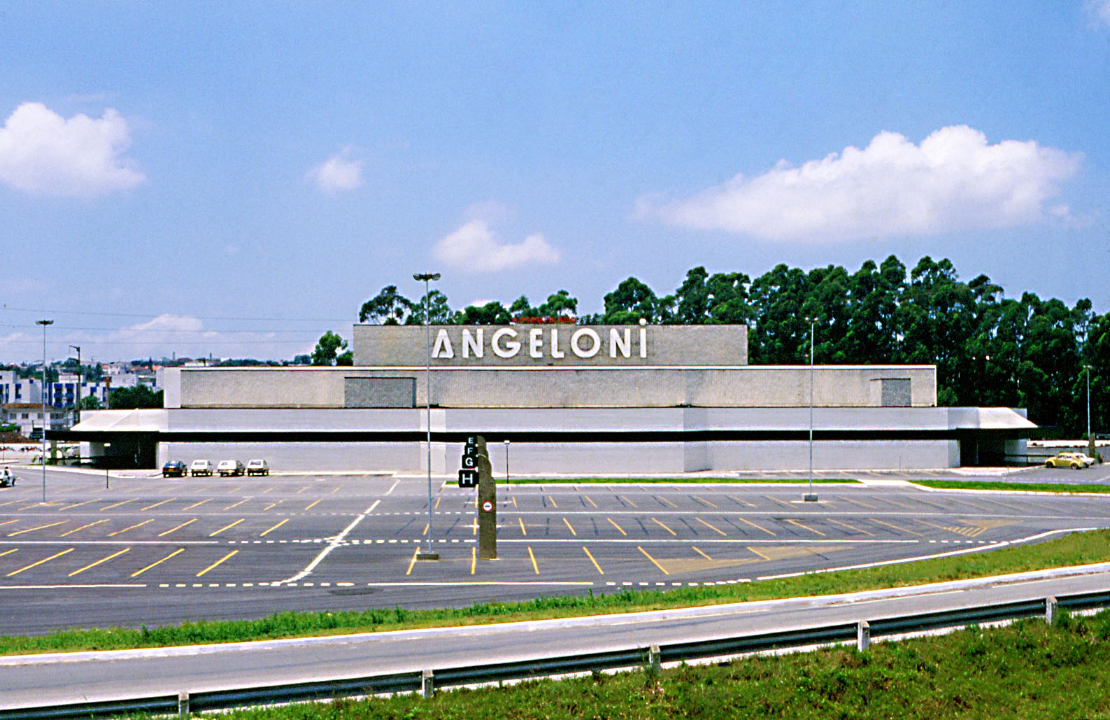 CENTRO COMERCIAL ANGELONI CAPOEIRAS – VERSÃO 01